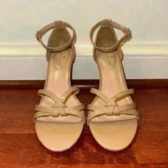 Patent Beige Strappy Stilleto 3 in heel, Badolino, May 2, worn once, US 8.5 - Picture 4 of 7